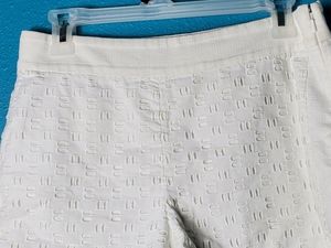 JCREW SIZE 6 WHITE EYELET SHORTS